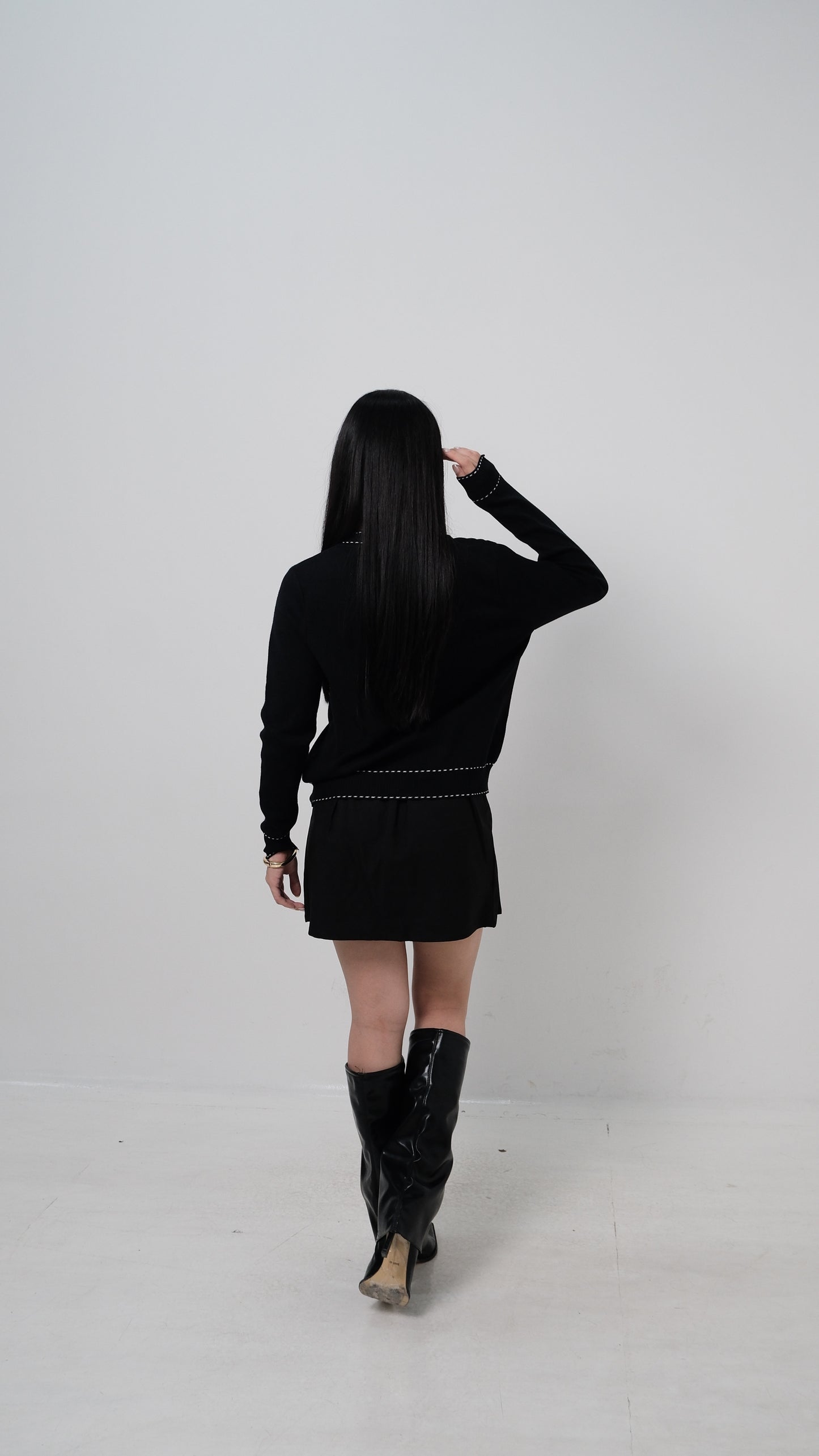 Cayt Cardie in Black