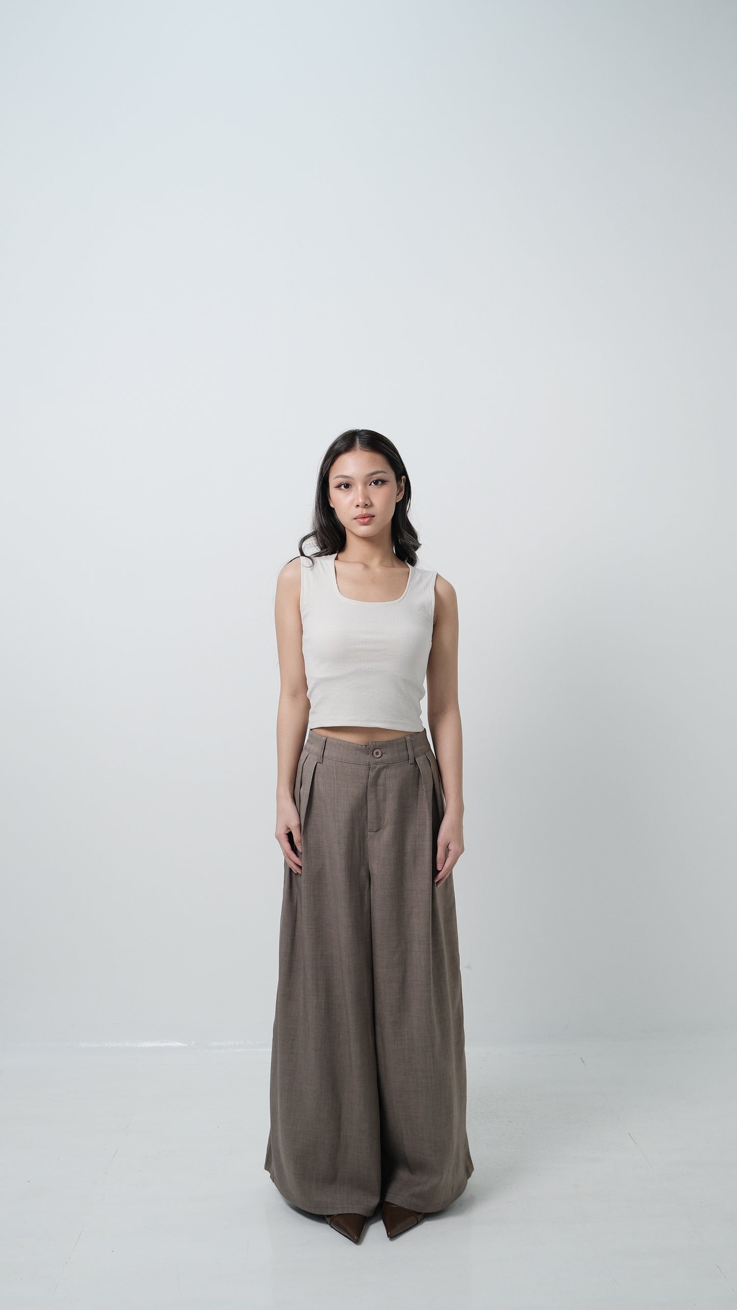 Ivy Flow in Clay Tones (Taupe/Brown)